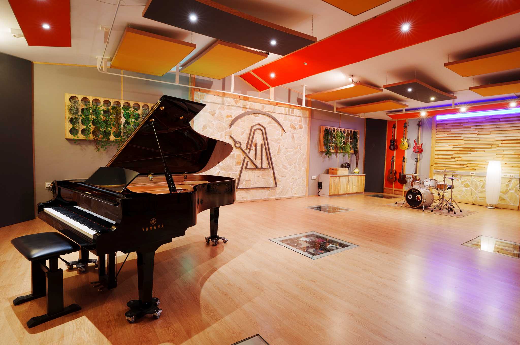 Grand piano