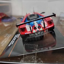 Ford GT #68 Le Mans 2016 - IXO