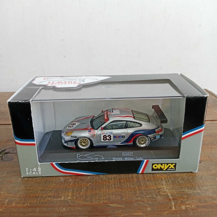 Porsche 911 GT3R #83 Le Mans 2000 - ONYX