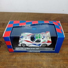 Panoz GTR-1 #55 Le Mans 24hrs 1997 - Action