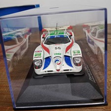 Panoz GTR-1 #55 Le Mans 24hrs 1997 - Action