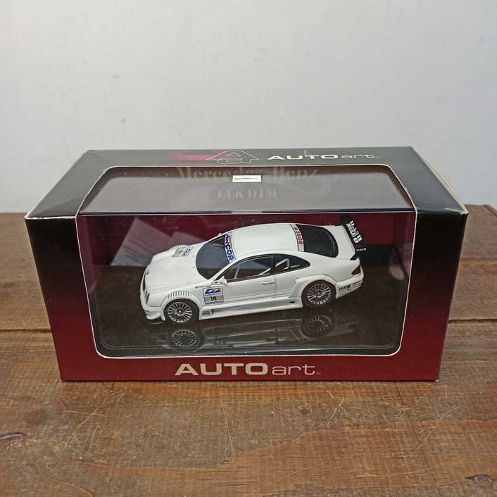 Mercedes Benz CLK #14 DTM 2000 - Auto Art