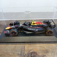 Oracle Red Bull Racing RB20 Team Formula 1 - Burago