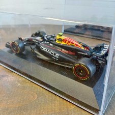 Oracle Red Bull Racing RB20 Team Formula 1 - Burago