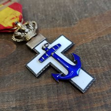 Ordem Naval de Espanha, Mérito - Cruz de Cavaleiro Real
