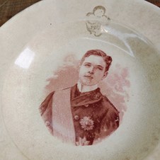 Prato com efígie do Rei D. Manuel II 