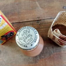 Antiga Embalagem de Tinta - Coureina