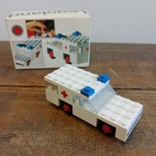 LEGO Vintage Legoland 600 - Ambulância