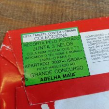 2 Antigas embalagens Chocolates Aliança - Abelha Maia