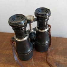 Binóculos Militares WWI com Bússola - França