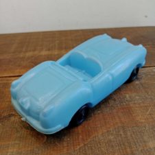 Carro Azul em Plástico Soprado