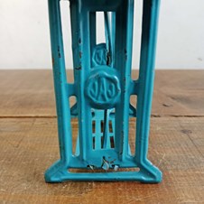 Antiga Máquina de costura - JAJ 