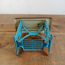 Antiga Máquina de costura - JAJ 