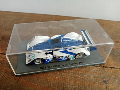 MG-Lola EX 257 Sebring - Minichamps
