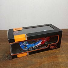 Ford GT #67 Le Mans 2017 - IXO