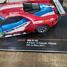 Ford GT #67 Le Mans 2017 - IXO