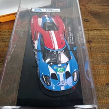 Ford GT #67 Le Mans 2017 - IXO