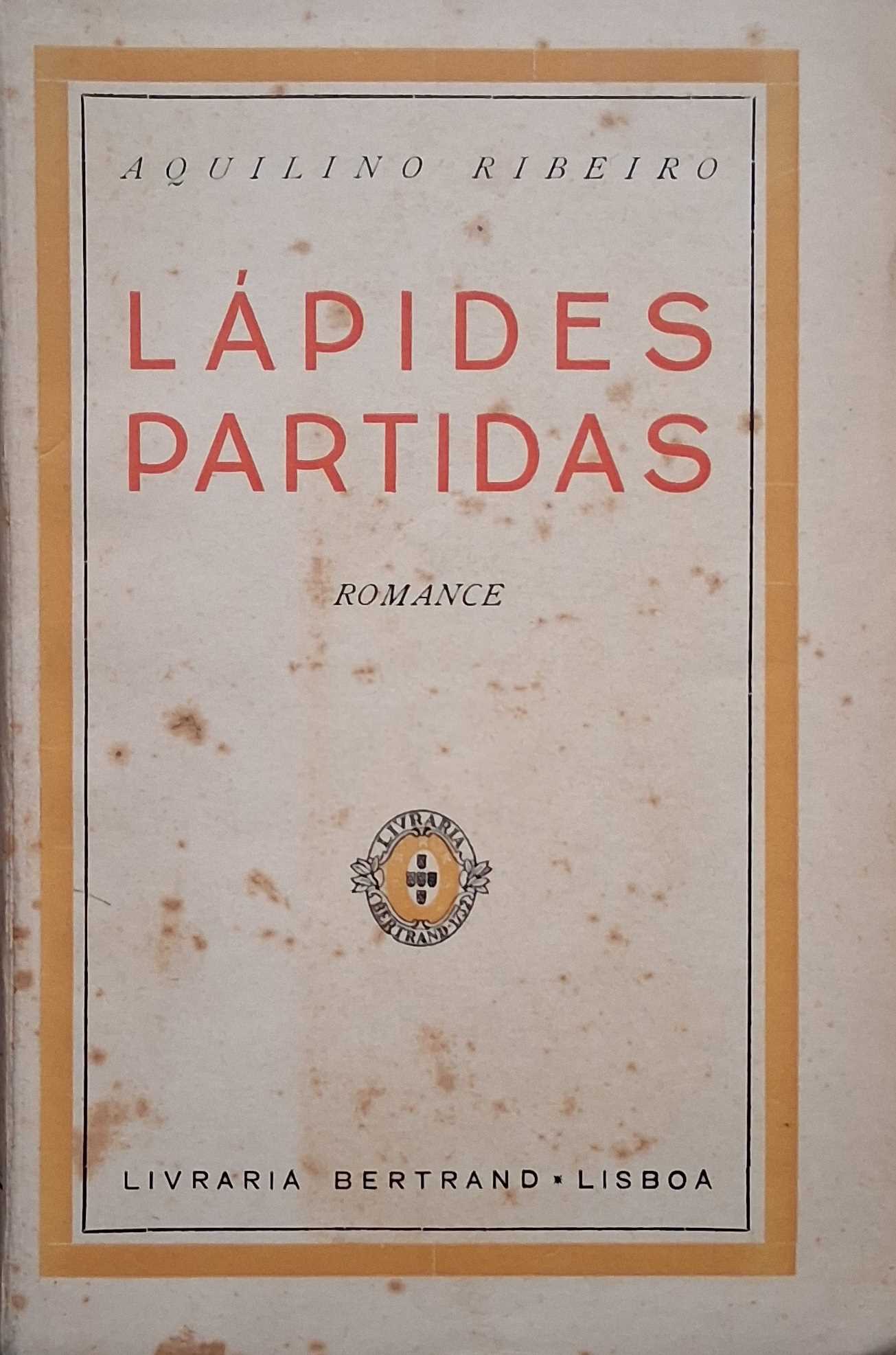 LÁPIDES PARTIDAS